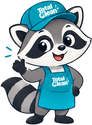 Mascota de Total Clean: un mapache con gorra y mandil azul, saludando